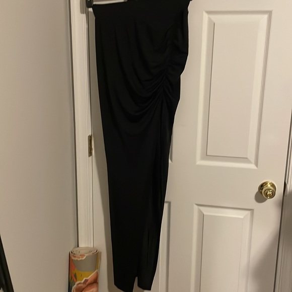 Black Two Piece Maxi Skirt, halter top - Picture 3 of 6